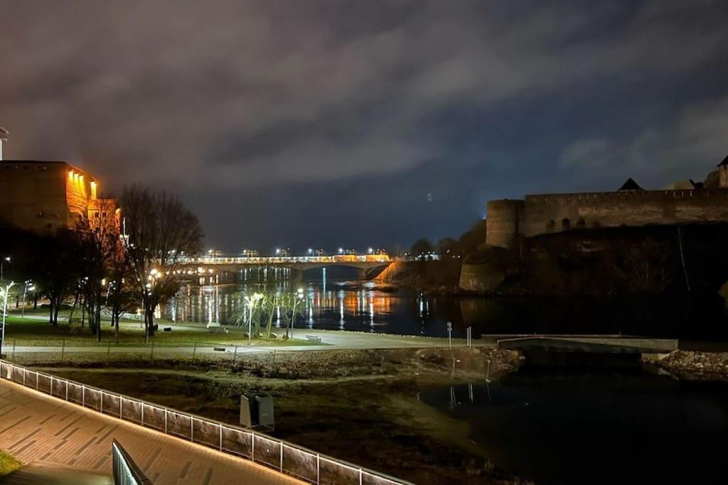 New Apartment With A View In The Town Center Narwa Zewnętrze zdjęcie