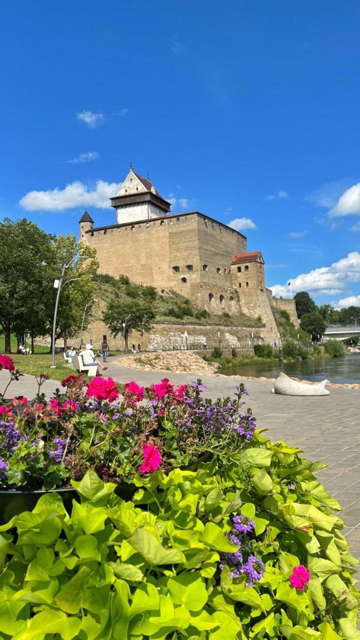 New Apartment With A View In The Town Center Narwa Zewnętrze zdjęcie